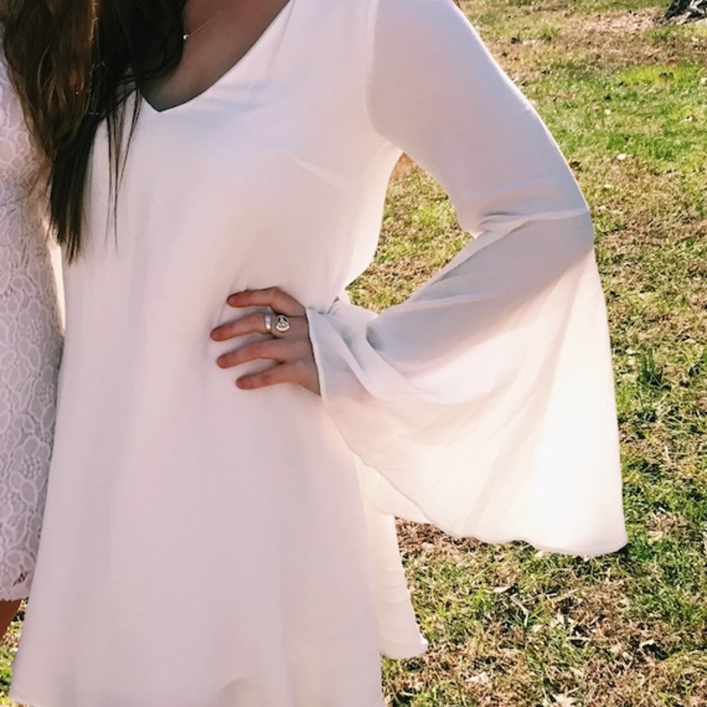 Lulu's White Long Sleeve Flowy Short Dress